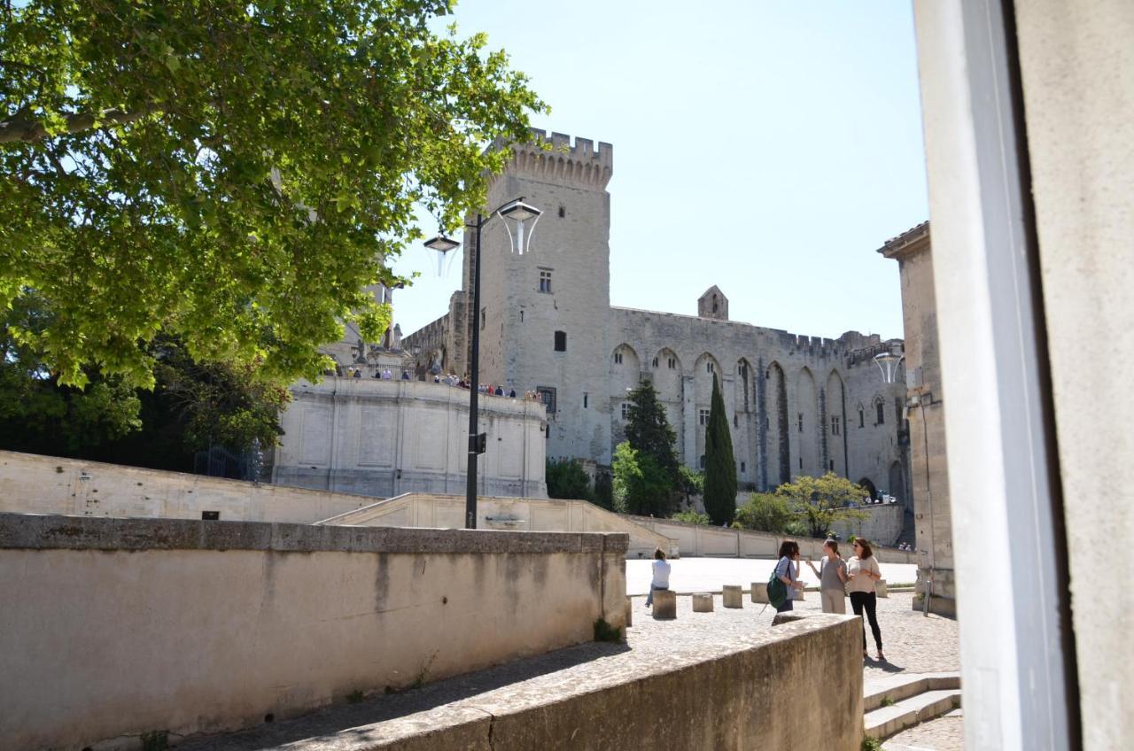 Apartament Face Au Palais Des Papes Awinion Zewnętrze zdjęcie